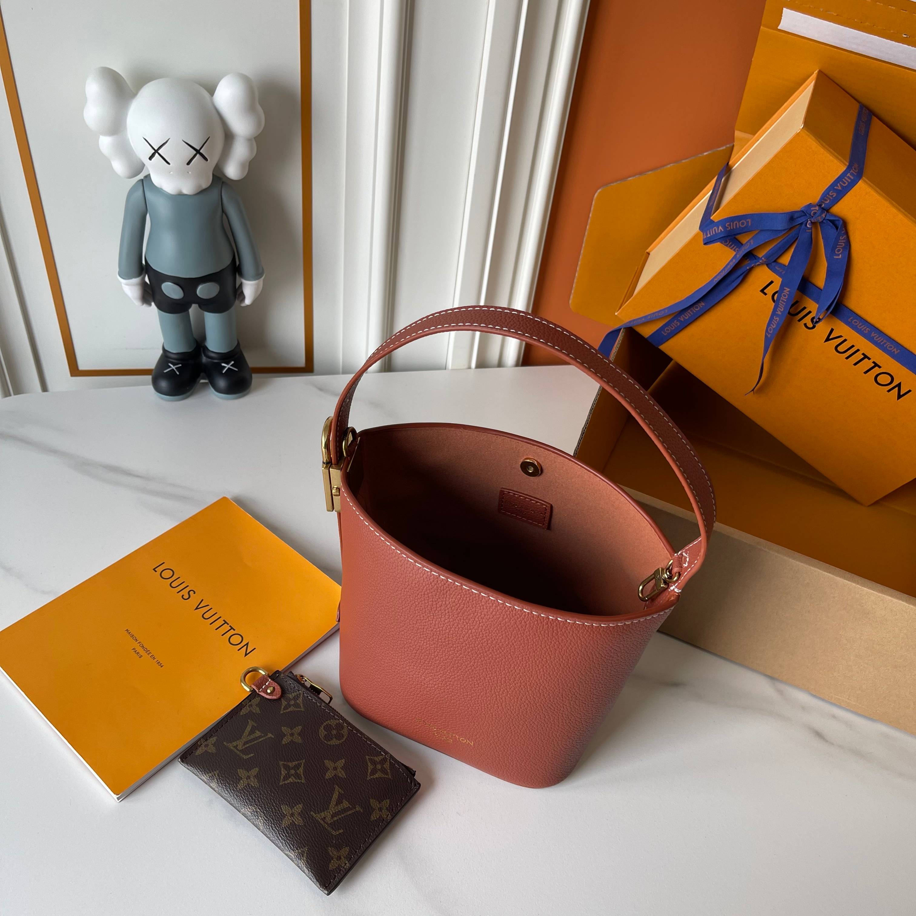 スーパーコピーバッグ国内発送対応N品安全必ず届く信用できるサイト